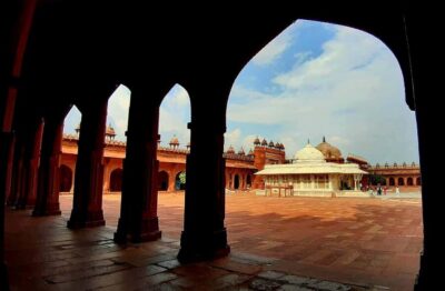 2 Days Taj Mahal & Agra Tour With Fatehpur Sikri