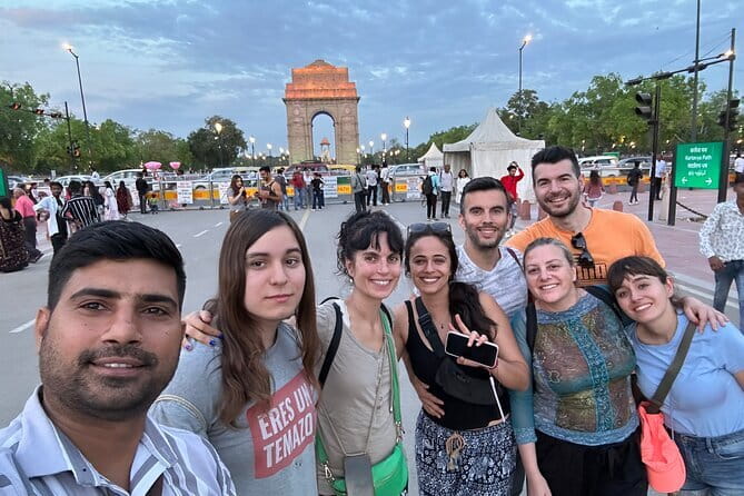 From Delhi: 4 Day Golden Triangle and Tiger Safari Private Tour - Day 2: Taj Mahal sunrise, Agra Fort, and the road to Ranthambore