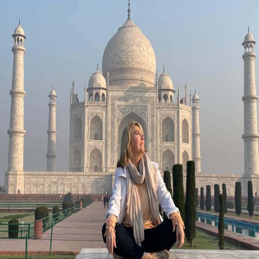 From Delhi: Agra Private Tour with Fast Entry to Taj mahal - Breakfast after the Taj Mahal
