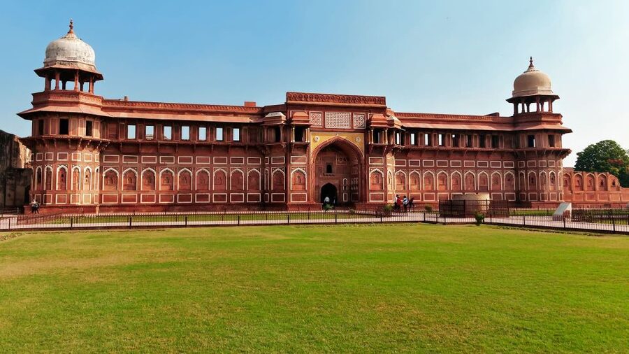 From Delhi: All-Inclusive Taj Mahal Day Tour with transfers - What the $8 price really means