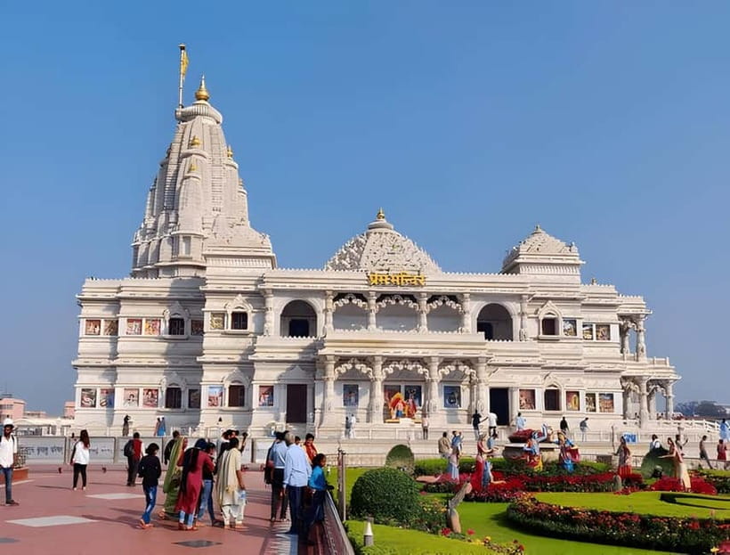 From Delhi: All-Inclusive Taj Mahal & Mathura Vrindavan Tour - Banke Bihari Temple and Vrindavan’s devotional side