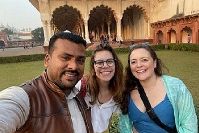 From Delhi : All Inclusive Taj Mahal Tour by Gatimaan Express - Meeting your guide at Agra Cantt
