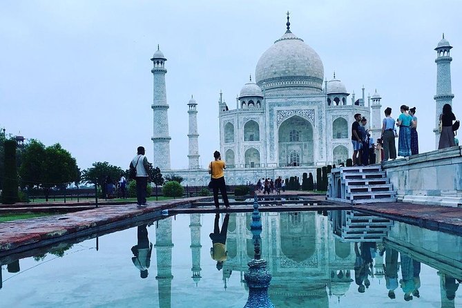 From Delhi - Day Trip to Taj Mahal, Agra Fort & Fatehpur Sikri - What the private format changes