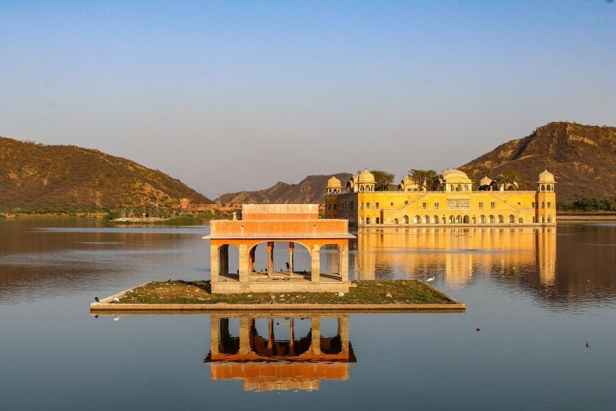 From Delhi: Jaipur Day Trip by Fast Train or Private Car - Hawa Mahal: Jaipur’s famous pink facade