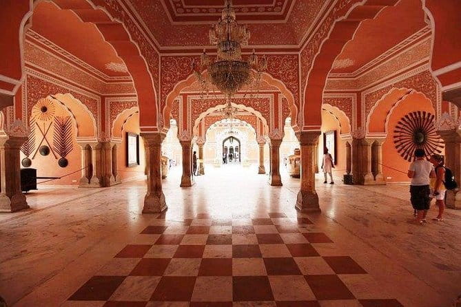 From Delhi: Overnight Taj Mahal & Agra City Tour by Car - The sunrise visit to the Taj Mahal
