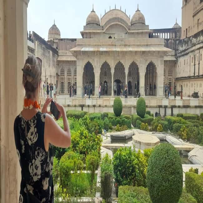 From Delhi: Private 2-Day Golden Triangle Agra & Jaipur Tour - Sleeping in Jaipur and starting the second day fresh