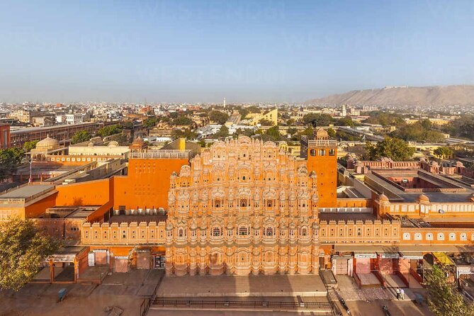 From Delhi: Private 3-Day Golden Triangle Tour with Hotel Options - Day one: Sikh devotion, Mughal Delhi, and the road to Agra