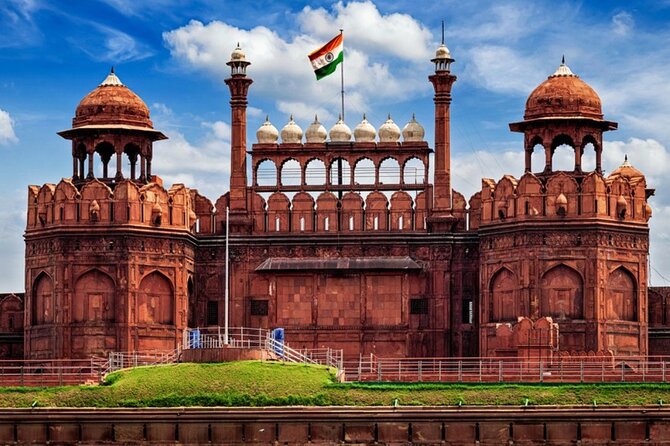 From Delhi : Private Full Day Old and New Delhi City Tour - India Gate and Rashtrapati Bhavan