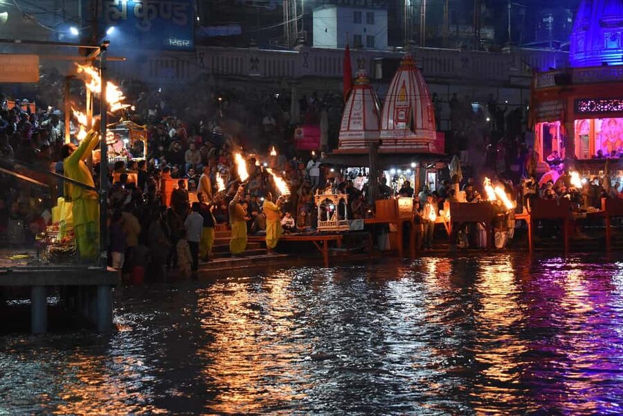 From Delhi: Private Guided Day Trip to Haridwar & Rishikesh - Mansa Devi Temple Above Haridwar