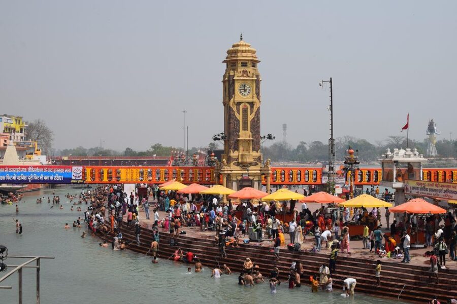 From Delhi: Private Rishikesh and Haridwar Day Tour by Car - Triveni Ghat and the Evening Aarti