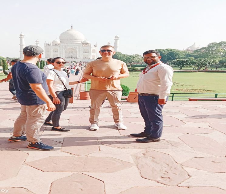 From Delhi: Private Taj Mahal & Agra Tour By SuperFast Train - Entering the Taj Mahal