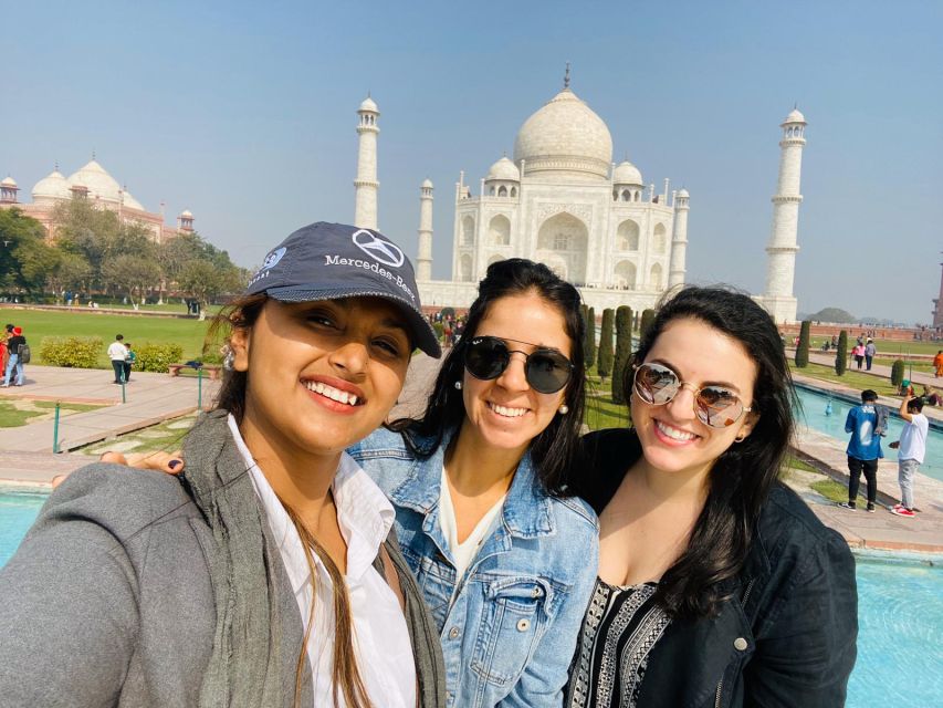 From Delhi: Private Taj Mahal and Agra Tour by Express Train - Meeting your Agra guide at the station