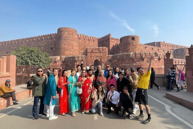 From Delhi: Same Day Taj Mahal & Agra Tour by Car -All Inclusive - Two hours with the Taj Mahal