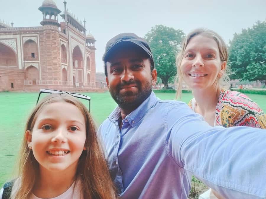 From Delhi: Same Day Taj Mahal Tour with lunch in 5 star - Practical advice before you book