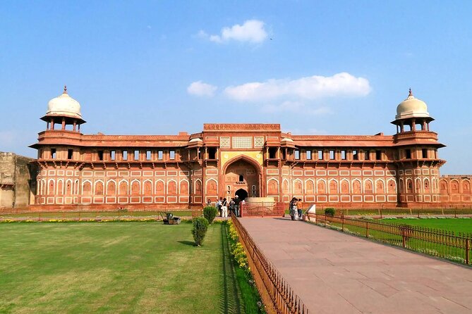 From Delhi: Sunrise Taj Mahal Tour From Delhi All Inclusive - What the $75 price includes