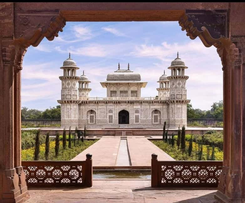 From Delhi: Taj Mahal & Agra City Private Tour By Suv Car - Mehtab Bagh and the view across the Yamuna