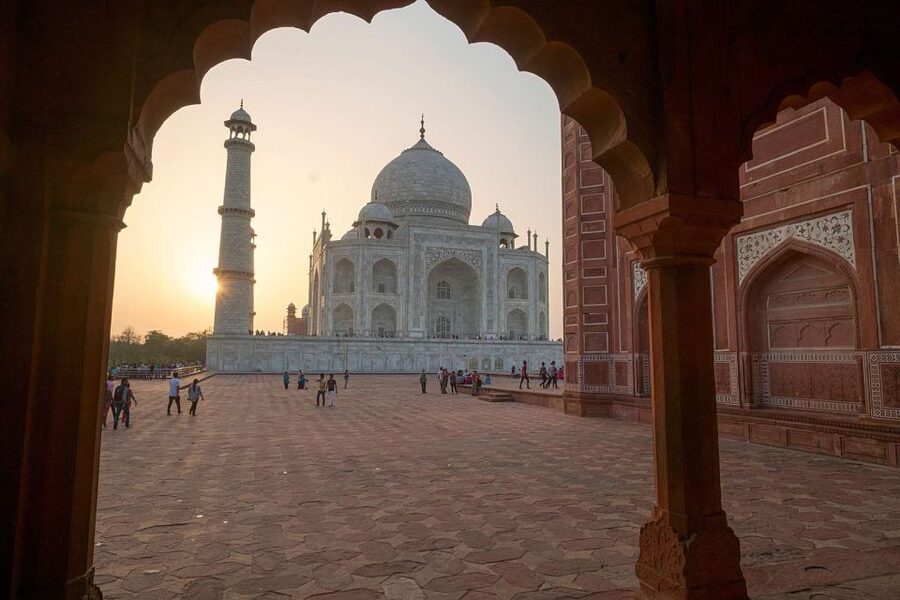 From Delhi: Taj Mahal & Agra City Tour By Gatiman Train - Key points to know before booking