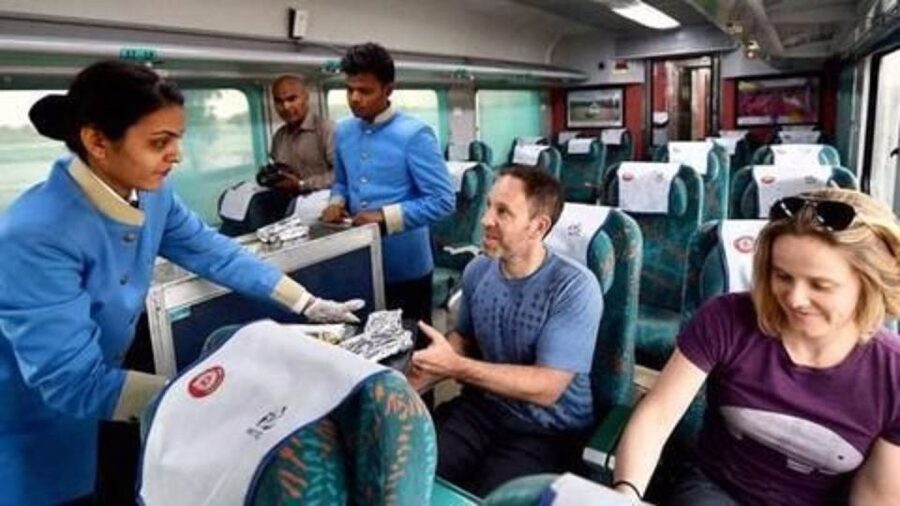 From Delhi: Taj Mahal & Agra City Tour By Gatiman Train - Why the fast train makes this Agra day practical