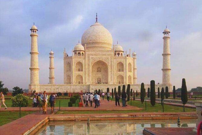 From Delhi: Taj Mahal, Agra Fort & Baby Taj Same Day Tour by Car - The marble workshop is useful, but not essential