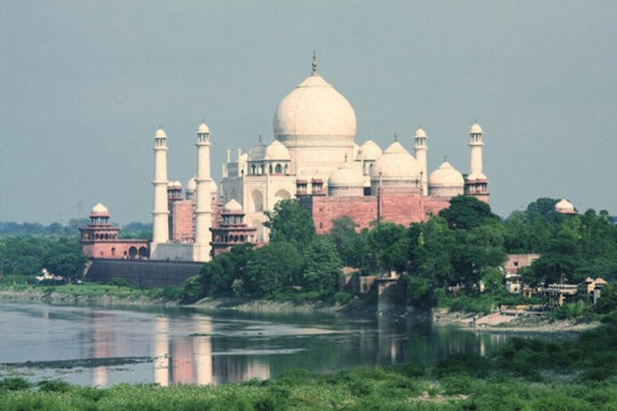 From Delhi: Taj Mahal, Agra & Mathura Tour by Car - Agra Fort, the second great Agra stop