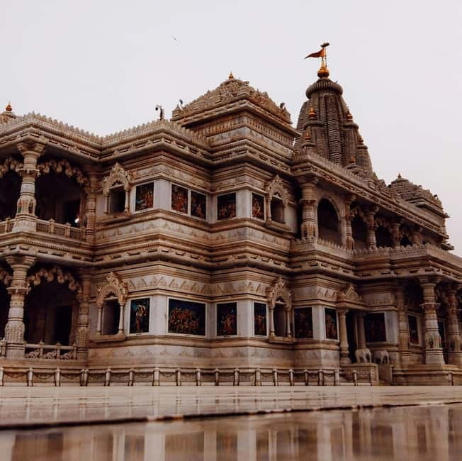 From Delhi: Taj Mahal, Agra & Mathura Tour by Car - The early Delhi pickup and road to Agra