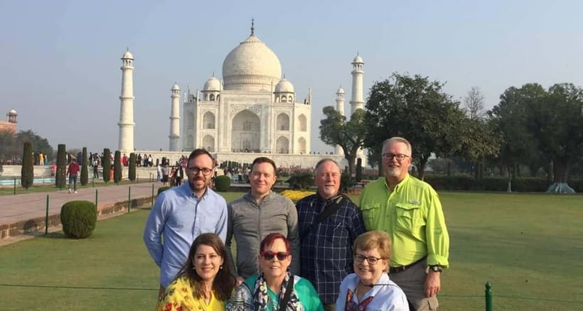 From Delhi: Taj Mahal & Agra Private Day Trip with Transfers - A five-star buffet lunch at the Courtyard by Marriott Agra