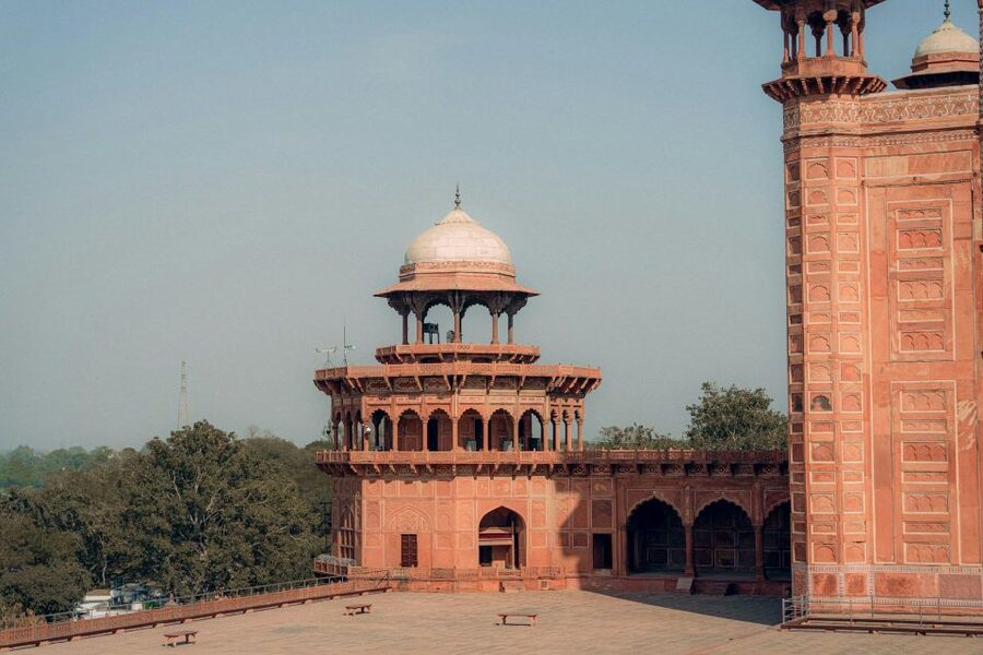 From Delhi: Taj Mahal & Agra Private Day Trip with Transfers - Languages, access, and flexibility