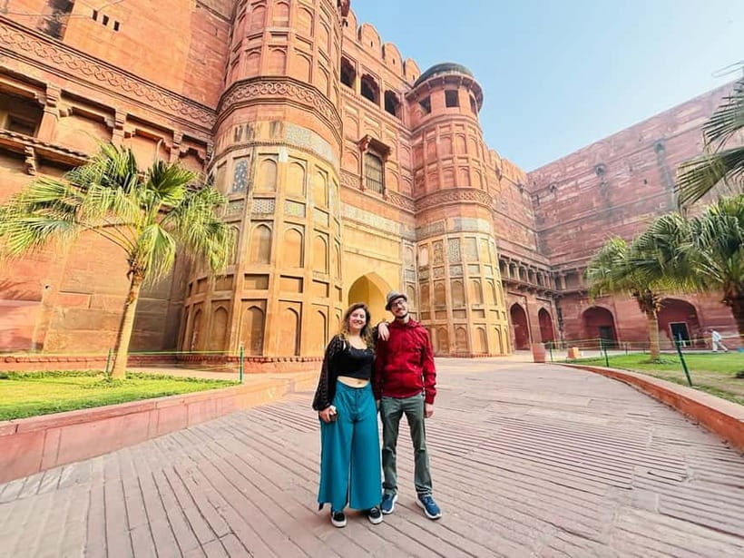 From Delhi: Taj Mahal & Agra Tour by Gatimaan Express Train - Lunch at the DoubleTree by Hilton in Agra