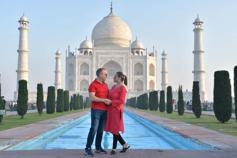 From Delhi: Taj Mahal & Agra Tour by Superfast Train - Agra Fort and the power of red sandstone