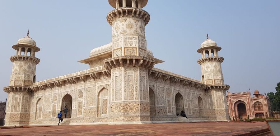 From Delhi: Taj Mahal & Agra Tour with Lunch at Marriott - The Baby Taj, a quieter final monument