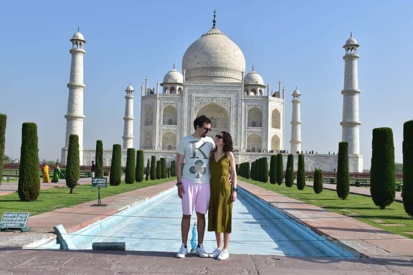 From Delhi: Taj Mahal and Agra Day Tour by Super-fast Train - Lunch in Agra, with a welcome break from monuments
