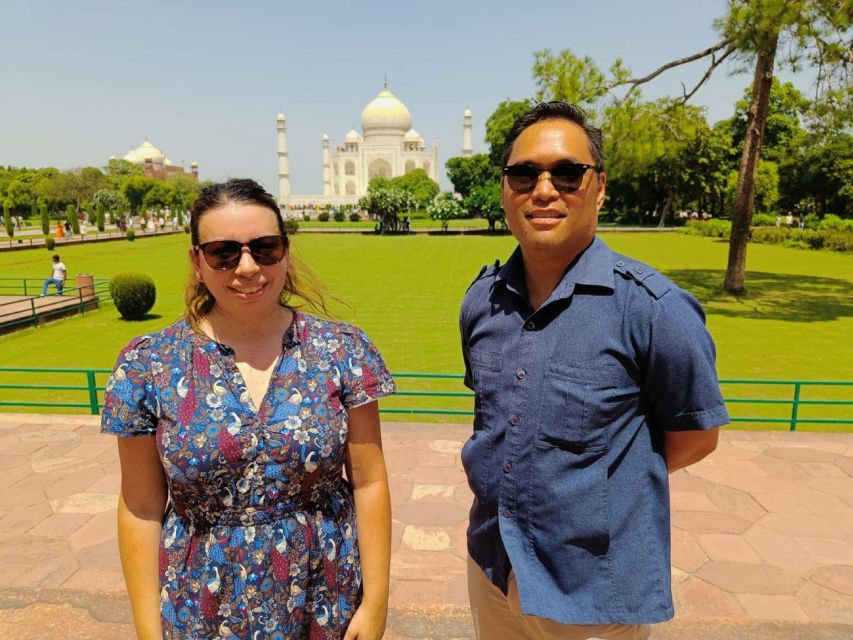 From Delhi: Taj Mahal Luxury Day Tour By Superfast Train - Key points to know before booking