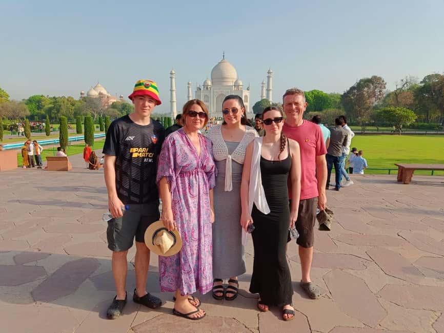 From Delhi: Taj Mahal Luxury Day Tour By Superfast Train - Agra Fort gives the day some muscle
