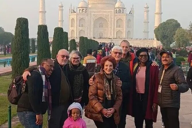From Delhi : Taj Mahal Luxury Tour Package by Car - The Taj Mahal, with about two hours inside