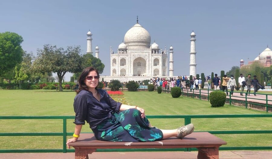 From Delhi: Taj Mahal Private Tour by Car with Entrance Fees - Value at the $10 price point