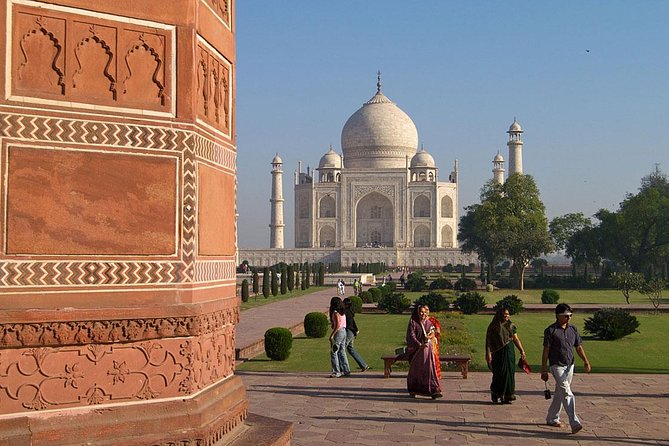 From Delhi: Taj Mahal & SOS Elephant Experience – Day Trip - The early road from Delhi to Agra