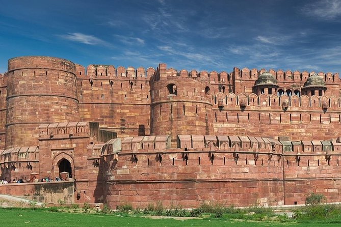 From Delhi : Tajmahal Sunrise tour with Agra fort, Baby Taj, Meal - Agra Fort and the Mughal story in red sandstone