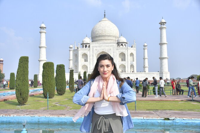 From delhi:(Vip entry)All Inclusive Taj Mahal & Red Fort day trip - Why this Delhi to Agra day trip works