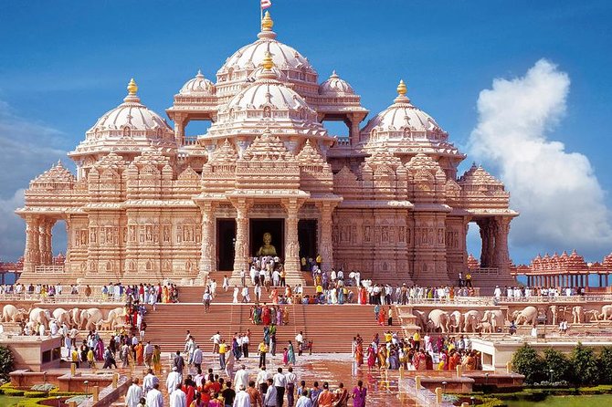 Full Day Delhi Temple Tour - ISKCON and the hoped-for evening aarti