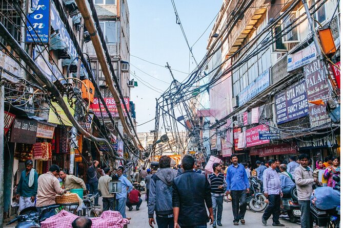 Full Day Old and New Delhi City Tour - Lunch, if you choose the all-inclusive option