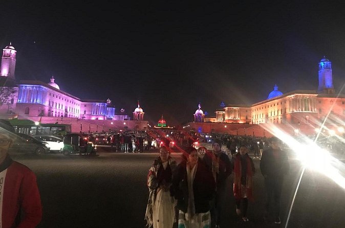 Full Day Private City Tour Including New and Old Delhi - What the private vehicle adds