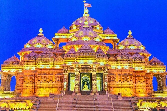 Full Day Private City Tour Including New and Old Delhi - Lotus Temple offers a quiet pause