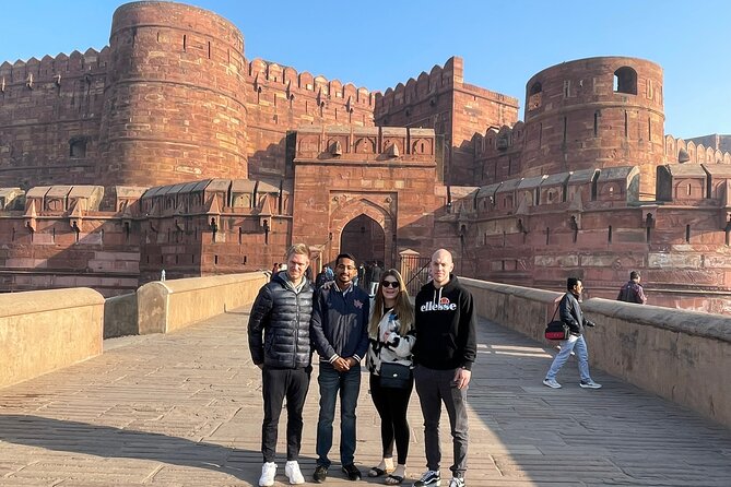 Full Day Private Taj Mahal Tour by Superfast Train from Delhi - What the private guide adds