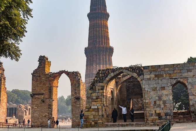 Full Day Private Tour Of Old & New Delhi - New Delhi’s grand roads and colonial buildings