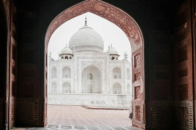 Golden Triangle India: 5-Day Delhi, Agra, Jaipur & Pushkar Tour - Itmad-ud-Daula rewards a closer look