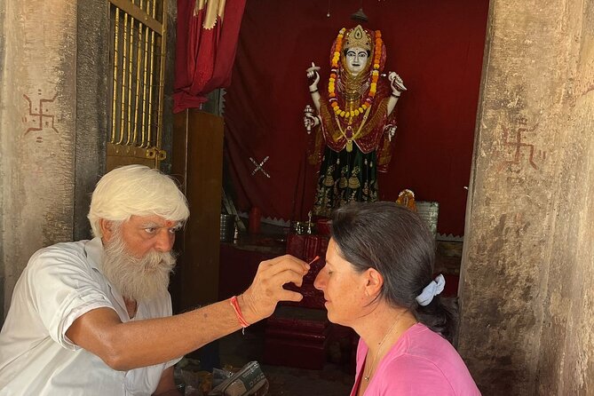 Golden triangle & The Burning city Varanasi 9 Nights - Jaipur shows its royal side in two compact days