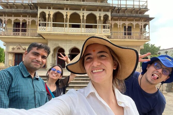 Golden Triangle Tour 3 Days - Flexible Itinerary with Local Guide - Vehicle choices and comfort on the road