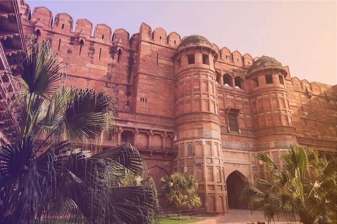 Golden Triangle Tour 3 Nights and 4 Days - Day one: Qutub Minar and Delhi’s memorials