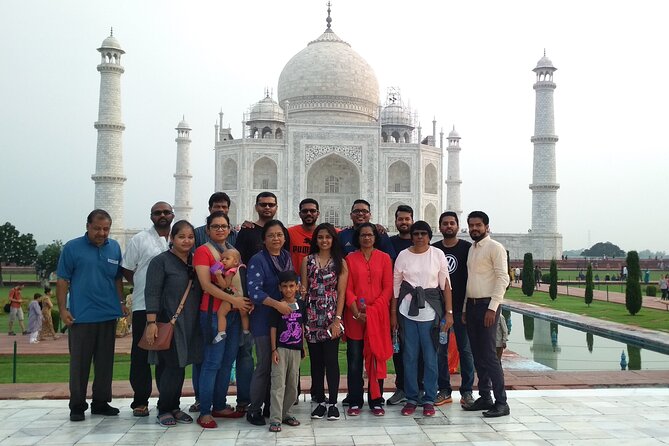 Golden Triangle Tour India - Hawa Mahal, Albert Hall, and Jaipur shopping