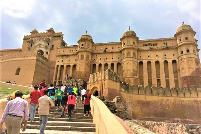 Golden Triangle Tour Package Delhi Agra Jaipur - The Taj Mahal gets the morning spotlight in Agra